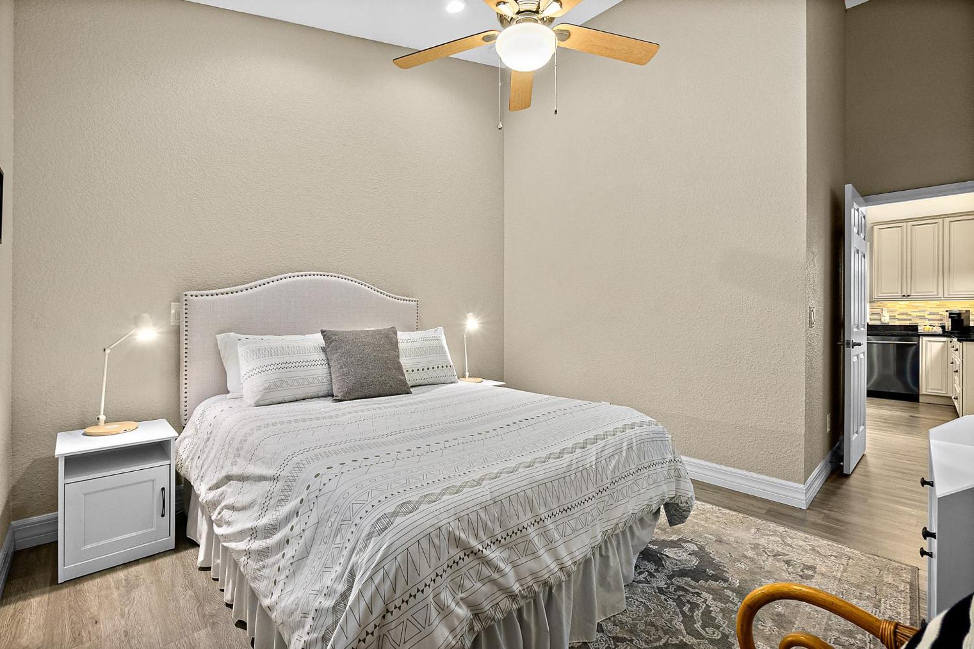 Citrus Hideaway - Steps To Center Holiday home St. Augustine